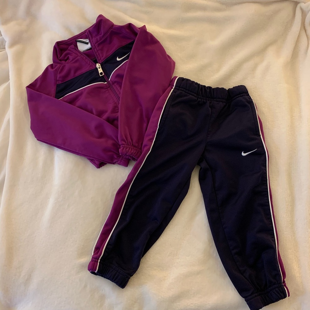 Toddler Two-piece Nike Sweatsuit